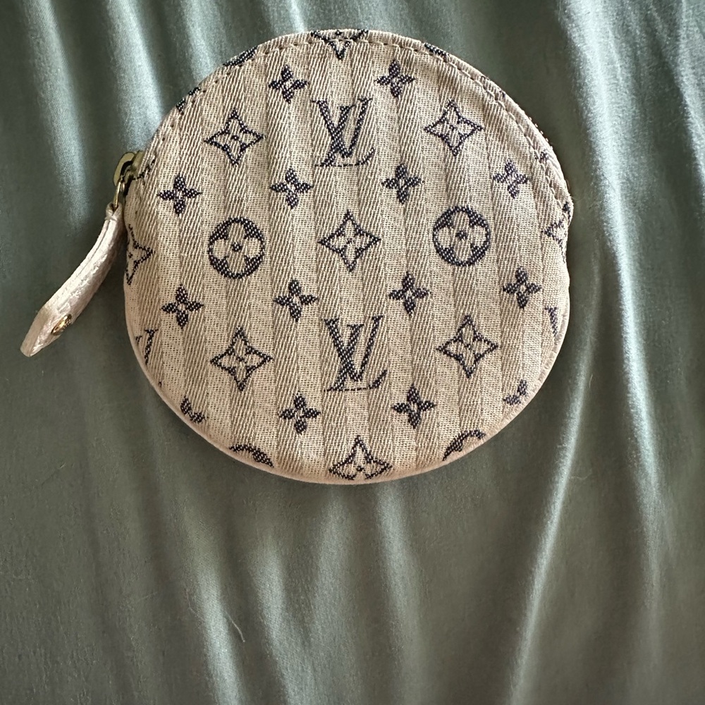 Louis Vuitton Cream Cosmetic Bag Monogram Canvas